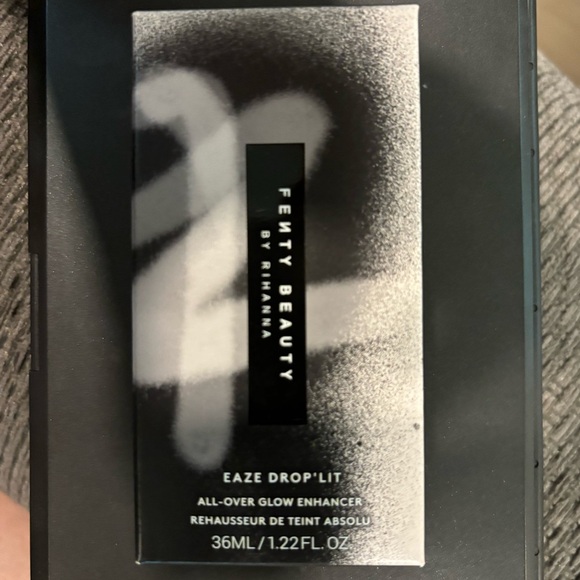 Fenty Beauty by Rihanna Glow Enhancer in Pink Pearl - Picture 1 of 1